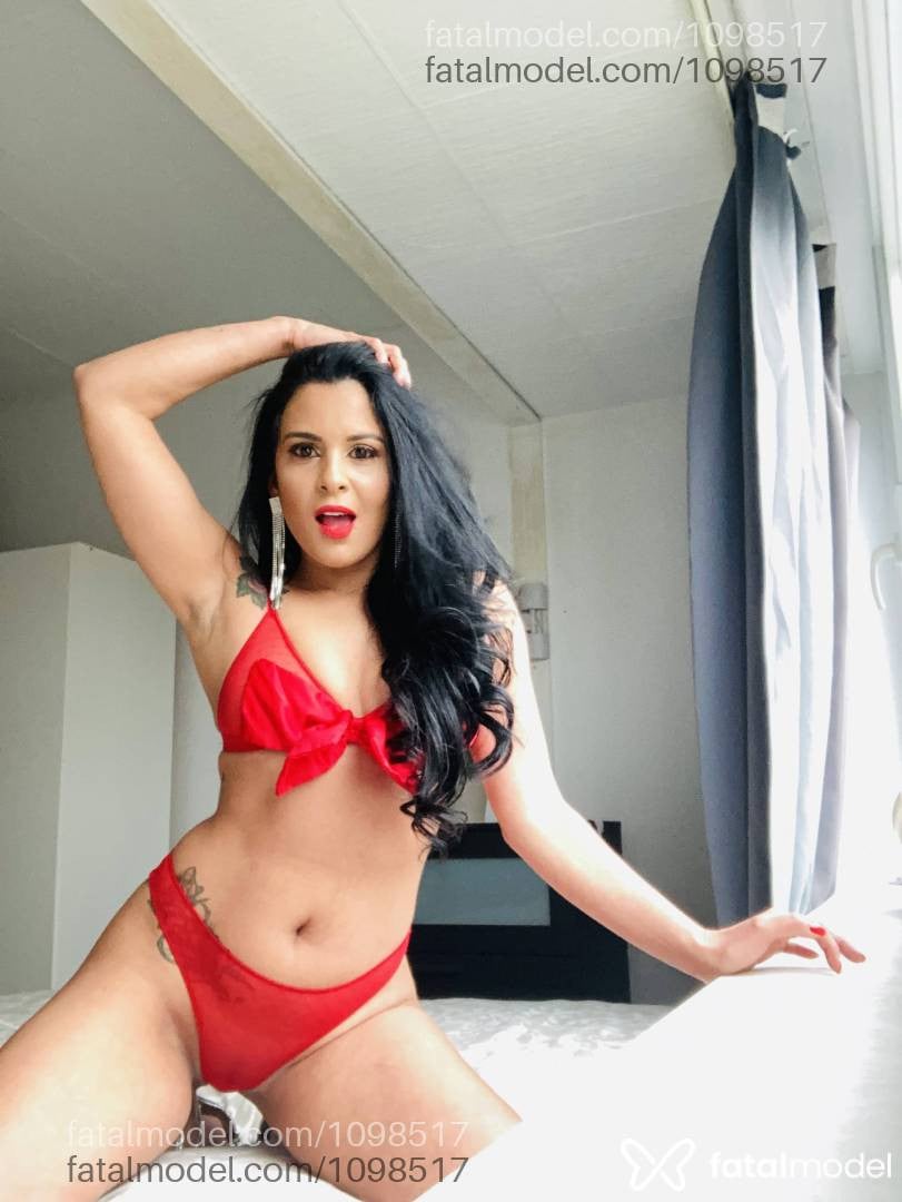 Acompanhante mulher morena (o) de olhos castanhos - Janaina