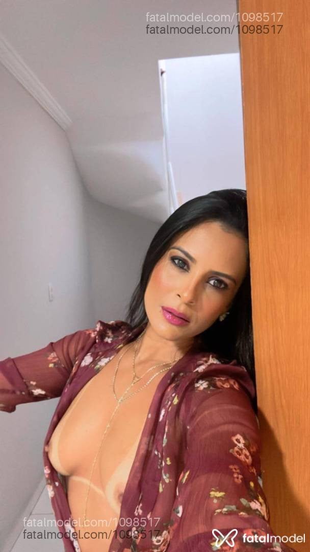 Acompanhante mulher morena (o) de olhos castanhos - Janaina