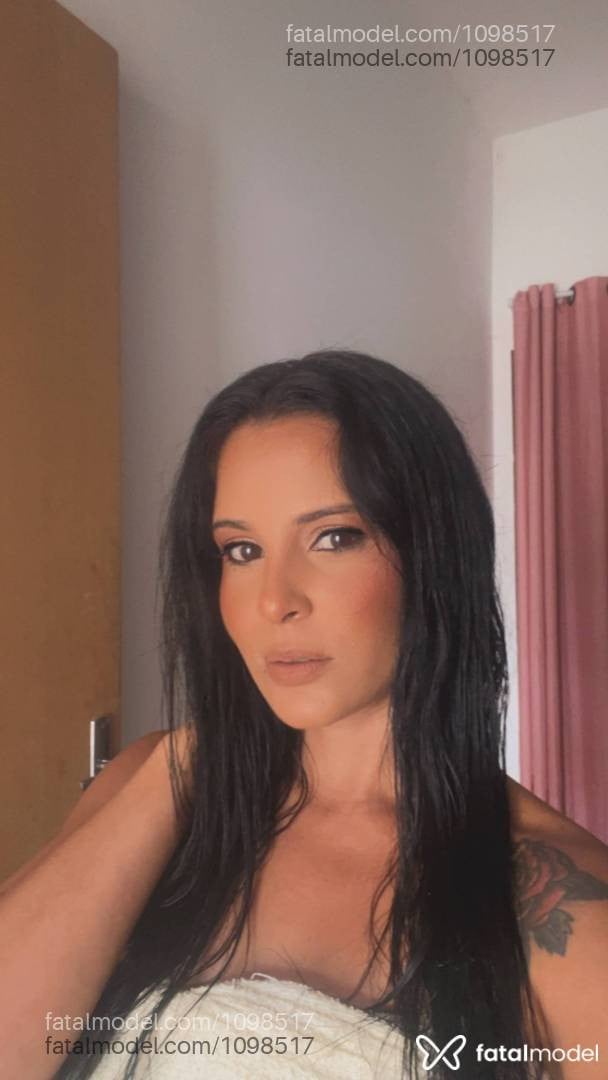 Acompanhante mulher morena (o) de olhos castanhos - Janaina