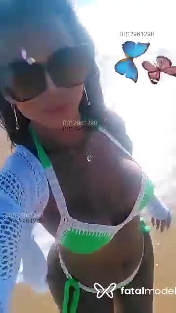Acompanhante travesti com cabelo castanho de olhos castanhos em Atibaia Acompanhante travesti com cabelo castanho de olhos castanhos em Atibaia - Amanda Souza
