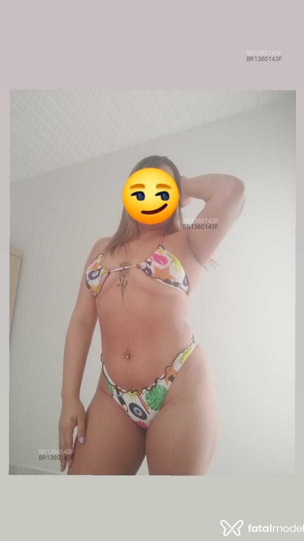 Acompanhante mulher loira (o) de olhos castanhos em Novo Progresso - Lohane