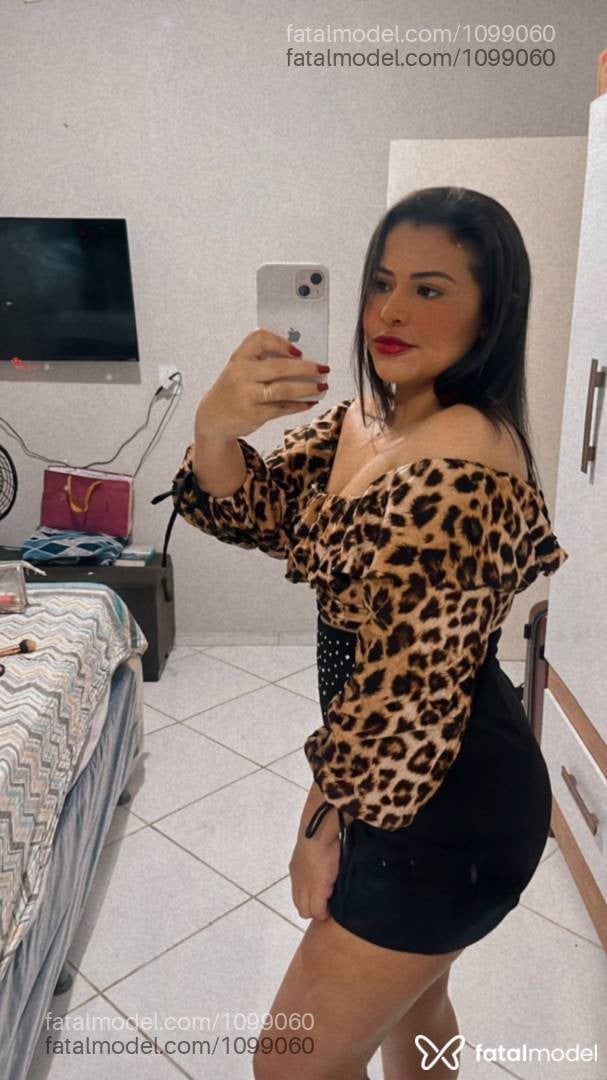 Acompanhante mulher com cabelo castanho de olhos castanhos em Sobral - Maria Fernanda