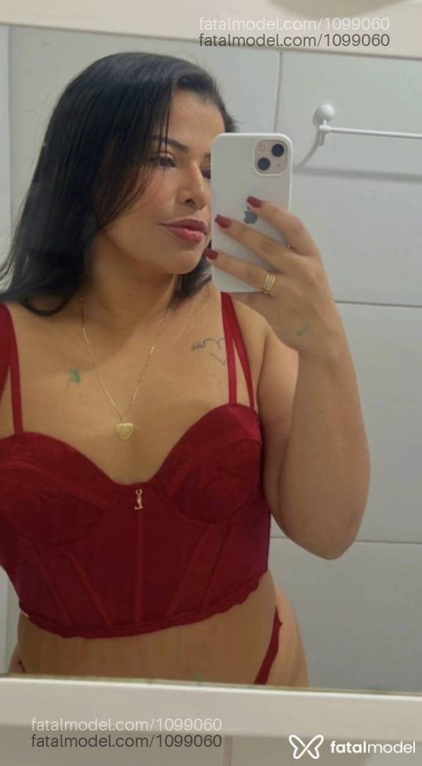 Acompanhante mulher com cabelo castanho de olhos castanhos - Maria Fernanda