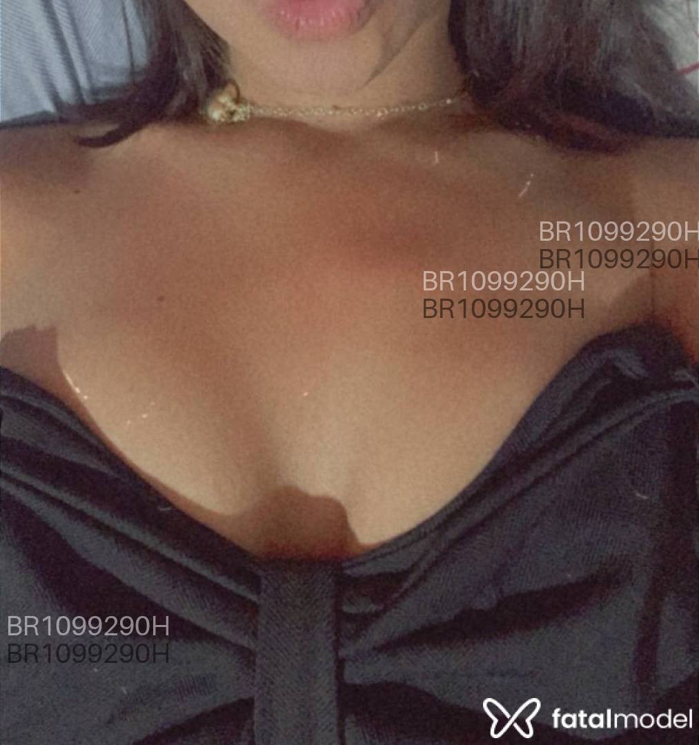 Acompanhante mulher com cabelo castanho de olhos castanhos em Goiatuba Acompanhante mulher com cabelo castanho de olhos castanhos em Goiatuba - Alice