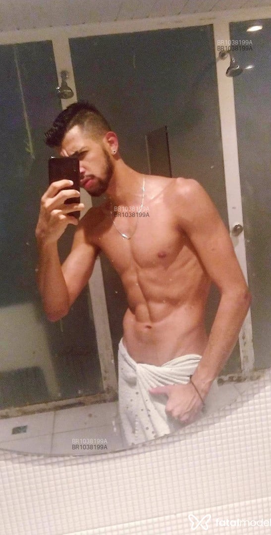 Acompanhante homem morena (o) de olhos castanhos em Campinas - Heytor
