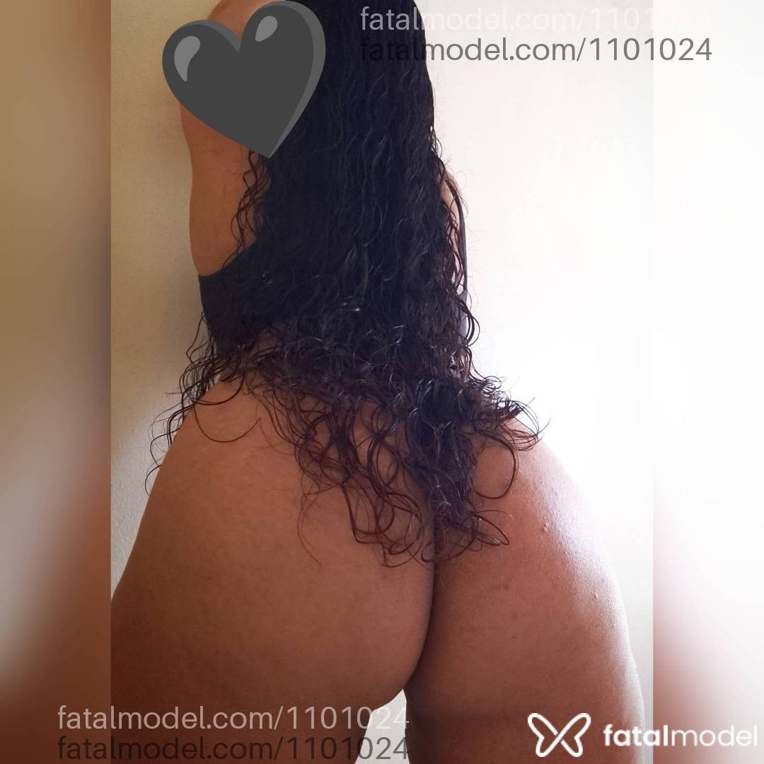 Acompanhante mulher morena (o) de olhos castanhos - Mirella Braga