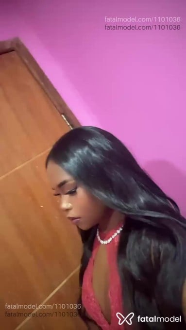 Acompanhante mulher com cabelo castanho de olhos castanhos em Cabo Frio - Ágatha Menezes