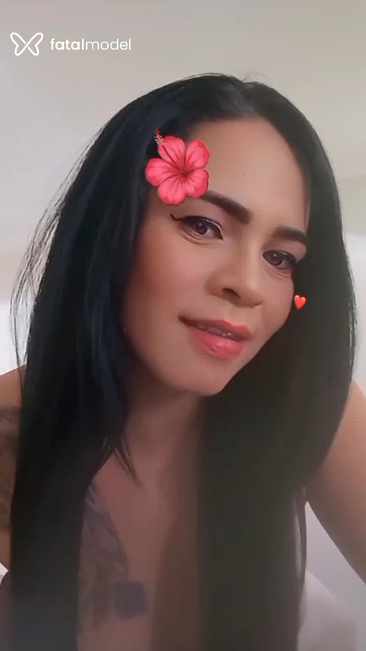 Acompanhante mulher morena (o) de olhos castanhos - Yana Bizerrinha