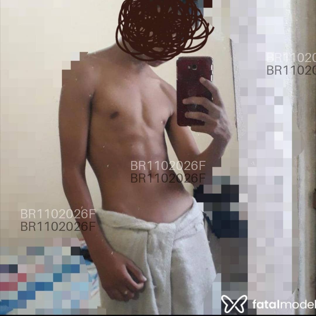 Acompanhante homem morena (o) de olhos pretos em Xinguara - Lysander