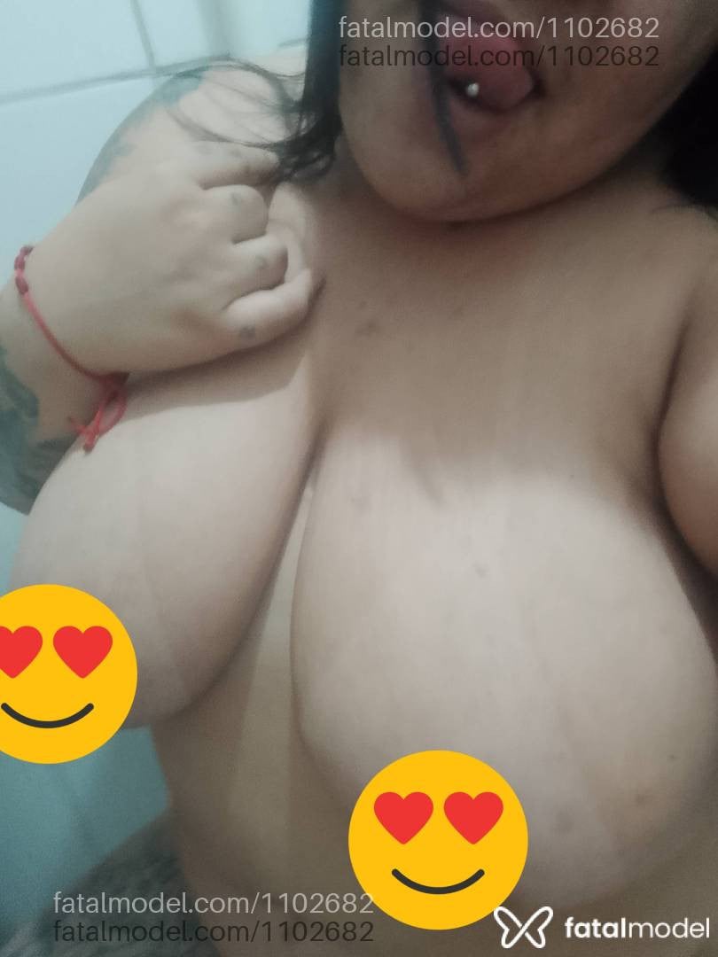 Acompanhante mulher morena (o) de olhos castanhos - Manuzinha Acompanhante mulher morena (o) de olhos castanhos - Manuzinha