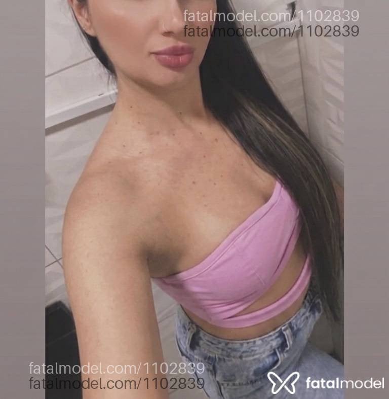 Acompanhante mulher morena (o) de olhos castanhos em Palotina Acompanhante mulher morena (o) de olhos castanhos em Palotina - Renata