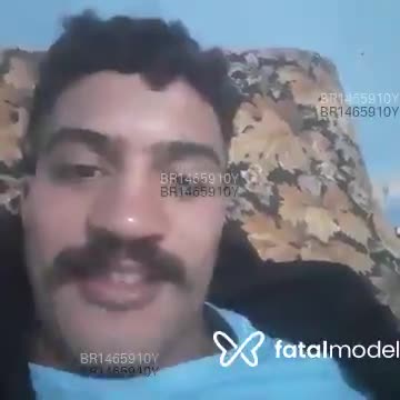 Acompanhante homem sem cabelo de olhos castanhos em Colombo - Rodrigo