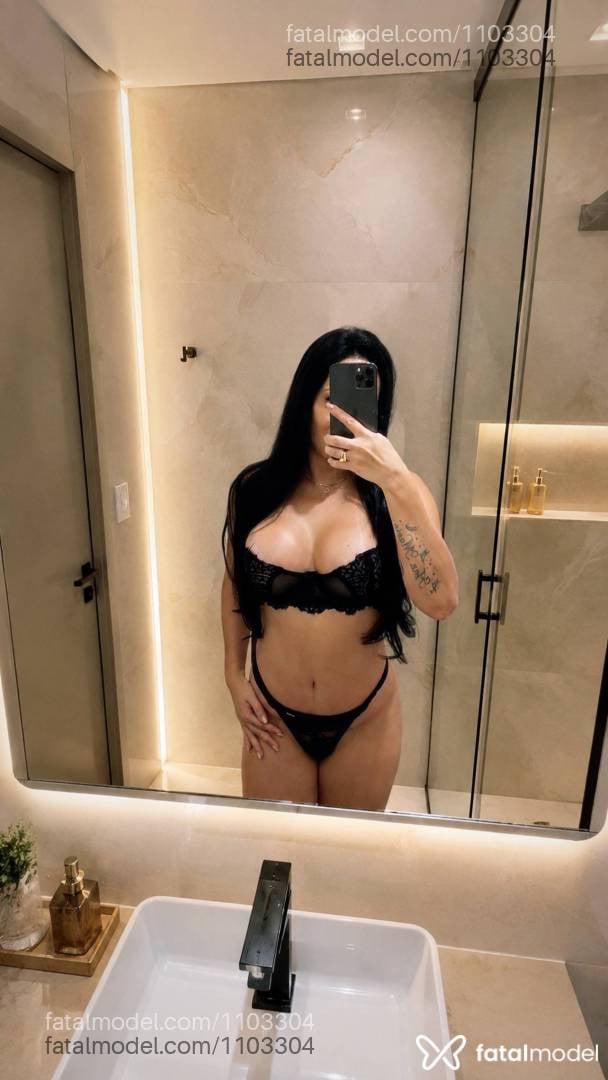 Acompanhante mulher morena (o) de olhos verdes - Bianca