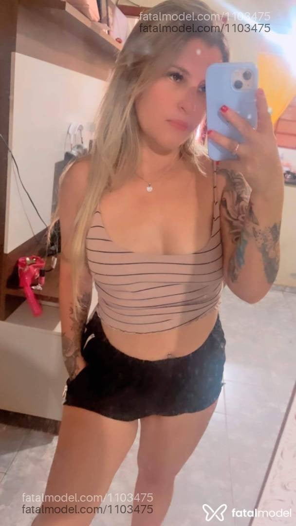 Acompanhante mulher loira (o) de olhos mel - Bruninha