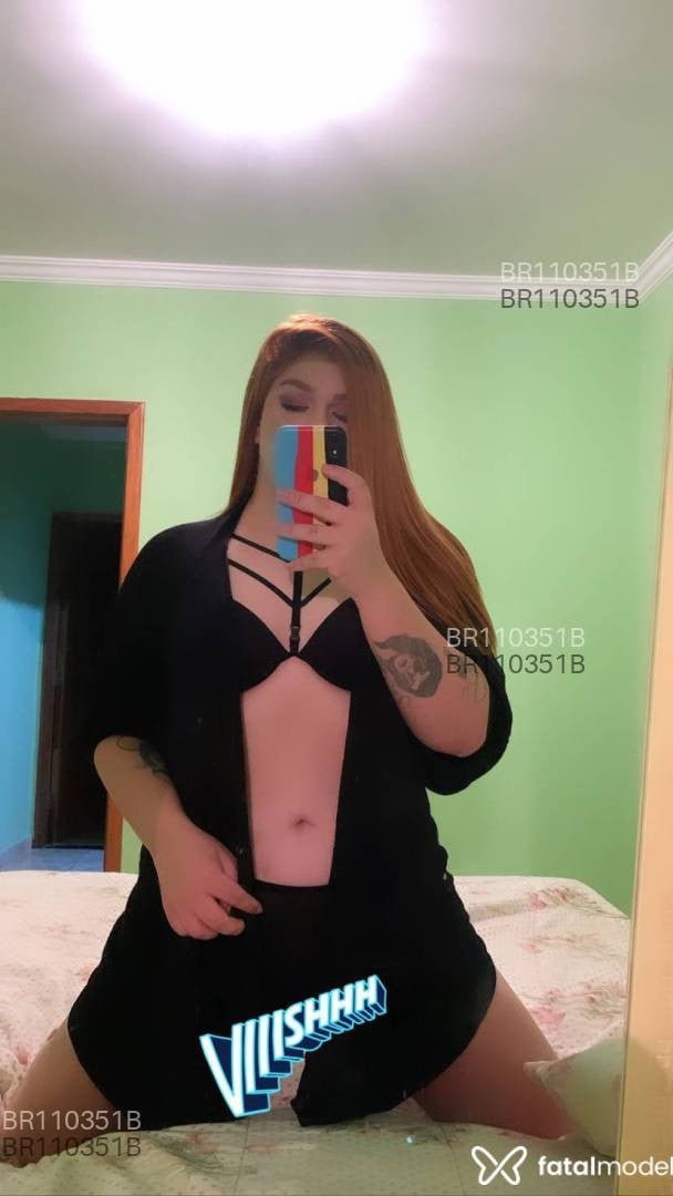 Acompanhante mulher trans ruiva (o) de olhos castanhos em Maringá - Eduarda