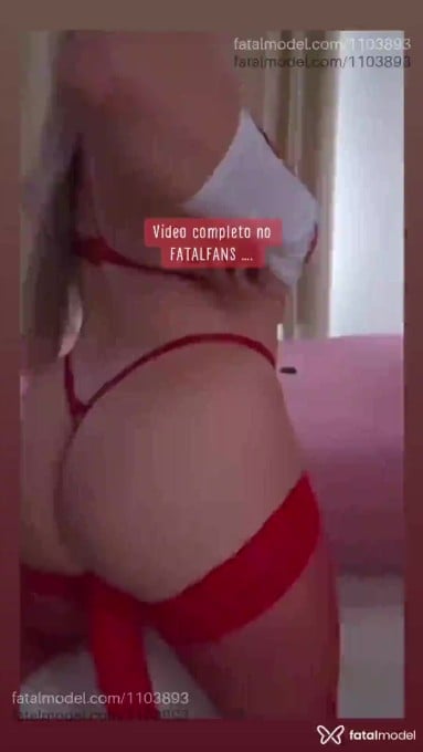 Acompanhante mulher loira (o) de olhos verdes em Barra Velha - Lorena
