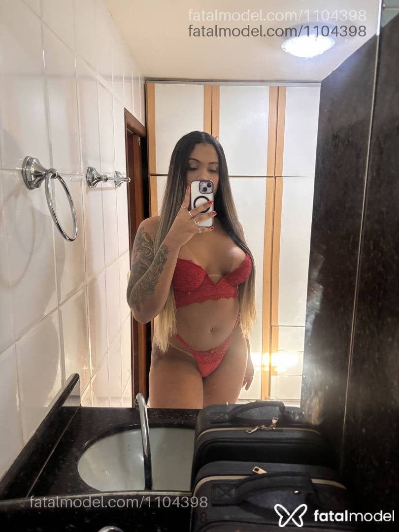 Acompanhante travesti morena (o) de olhos pretos em Cachoeiro de Itapemirim - Júlia Teixeira