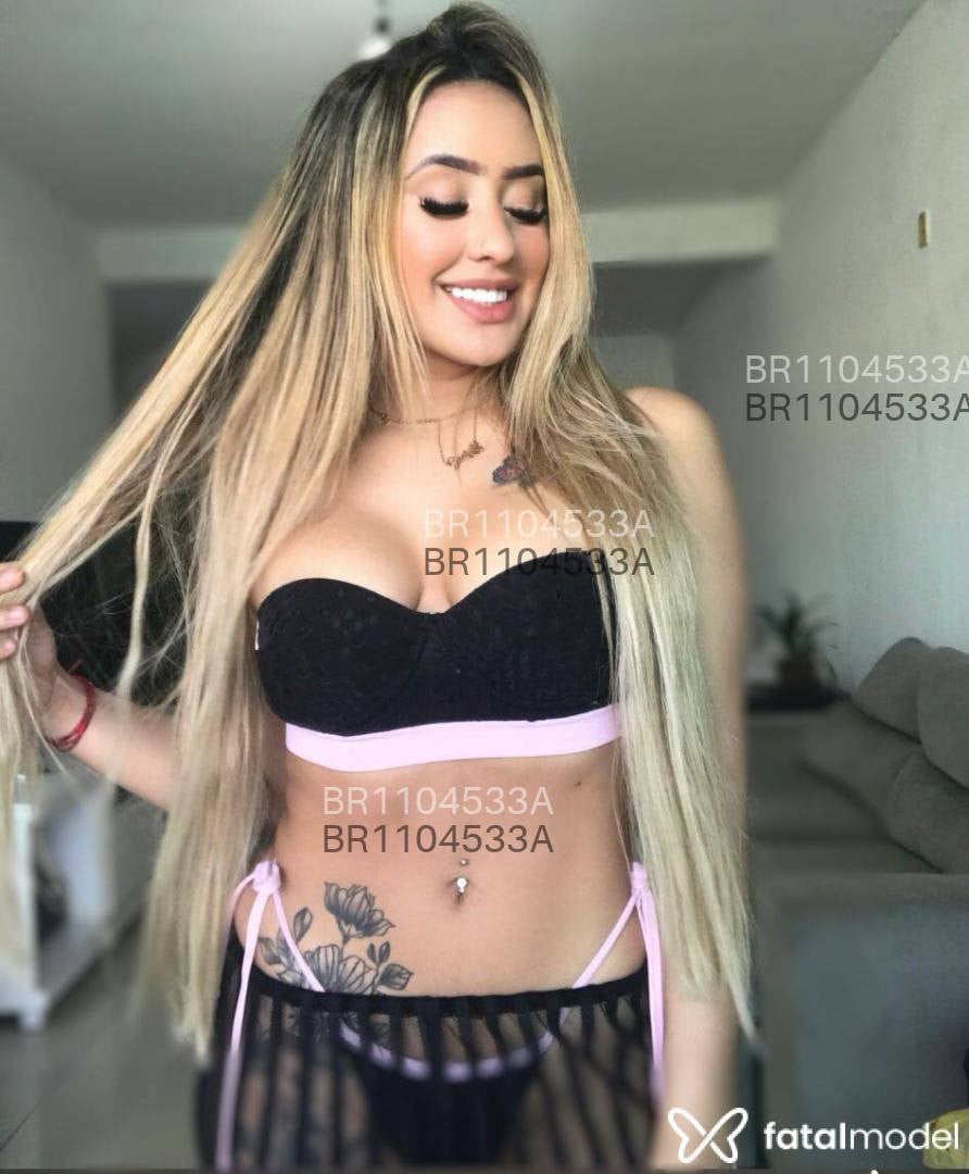 Acompanhante mulher loira (o) de olhos mel em Santo André - Karine mancini