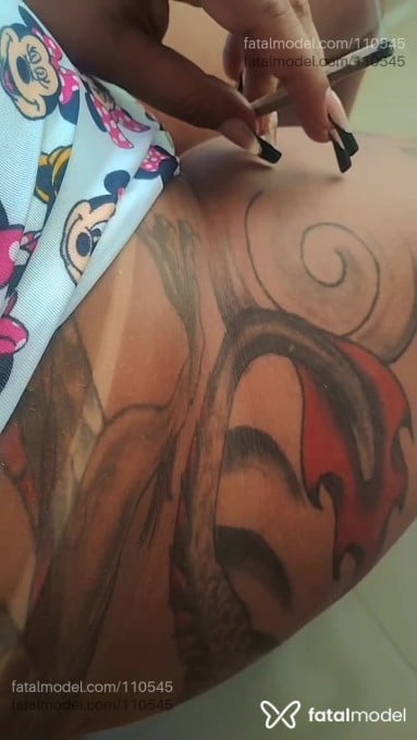 Acompanhante mulher morena (o) de olhos castanhos em Juiz de Fora - Lorena Bueno