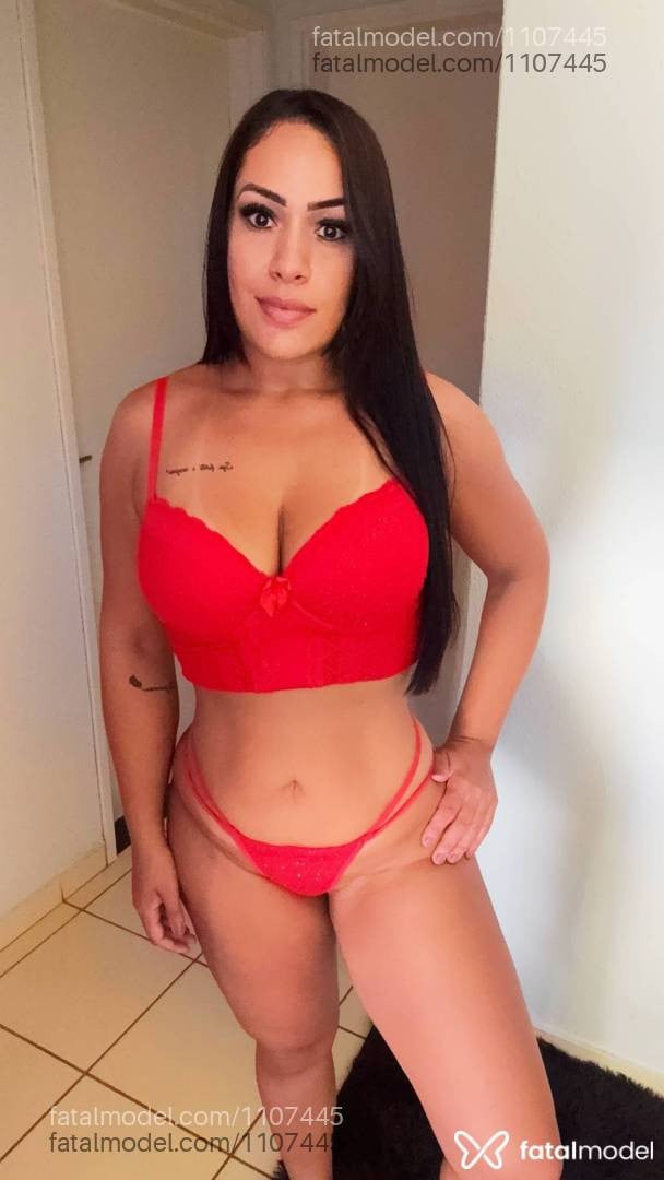 Acompanhante mulher morena (o) de olhos castanhos em Tupã - Carol