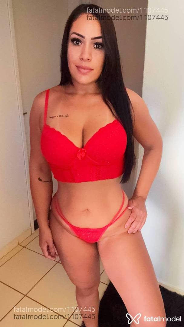 Acompanhante mulher morena (o) de olhos castanhos em Tupã - Carol