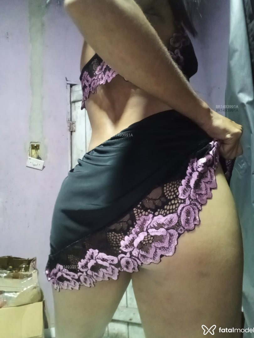 Acompanhante mulher com cabelo castanho de olhos castanhos em Castanhal - Belly