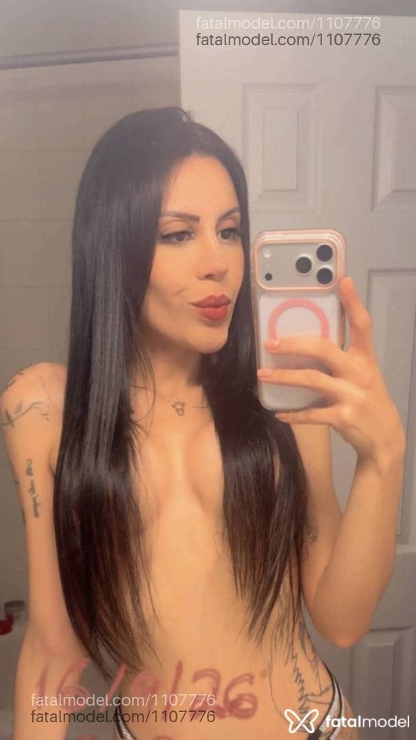 Acompanhante mulher com cabelo castanho de olhos castanhos - JULIA LINS