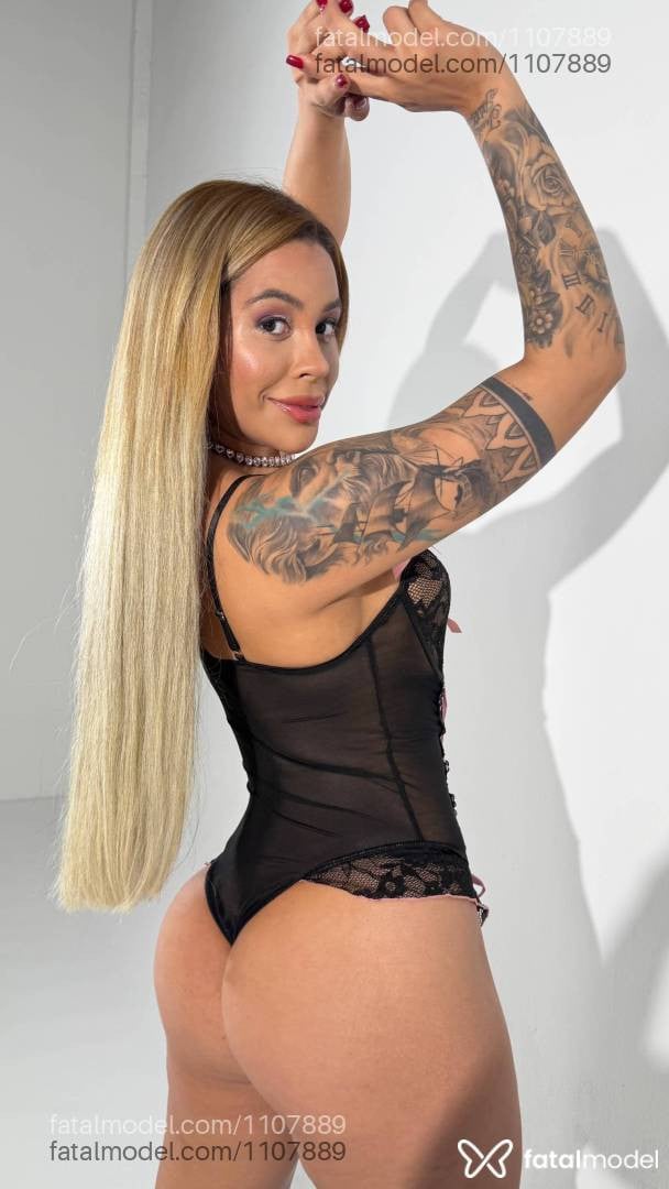 Acompanhante mulher morena (o) de olhos castanhos - Lara Vilar