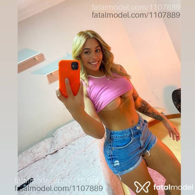 Acompanhante mulher morena (o) de olhos castanhos - Lara Vilar