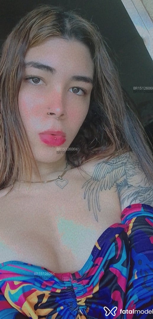 Acompanhante mulher trans morena (o) de olhos castanhos em Virtual Acompanhante mulher trans morena (o) de olhos castanhos em Virtual - Patty