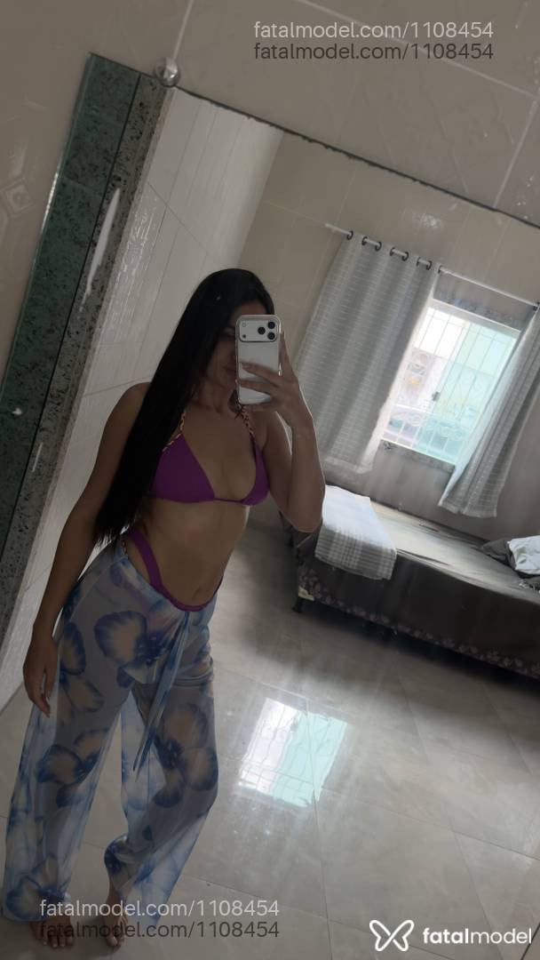 Acompanhante mulher com cabelo castanho de olhos castanhos - Laylla Mineirinh