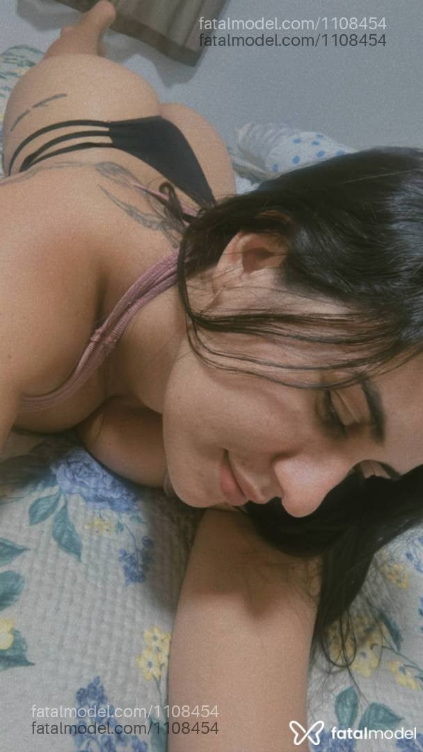 Acompanhante mulher com cabelo castanho de olhos castanhos em Camaçari - Laylla Mineirinh