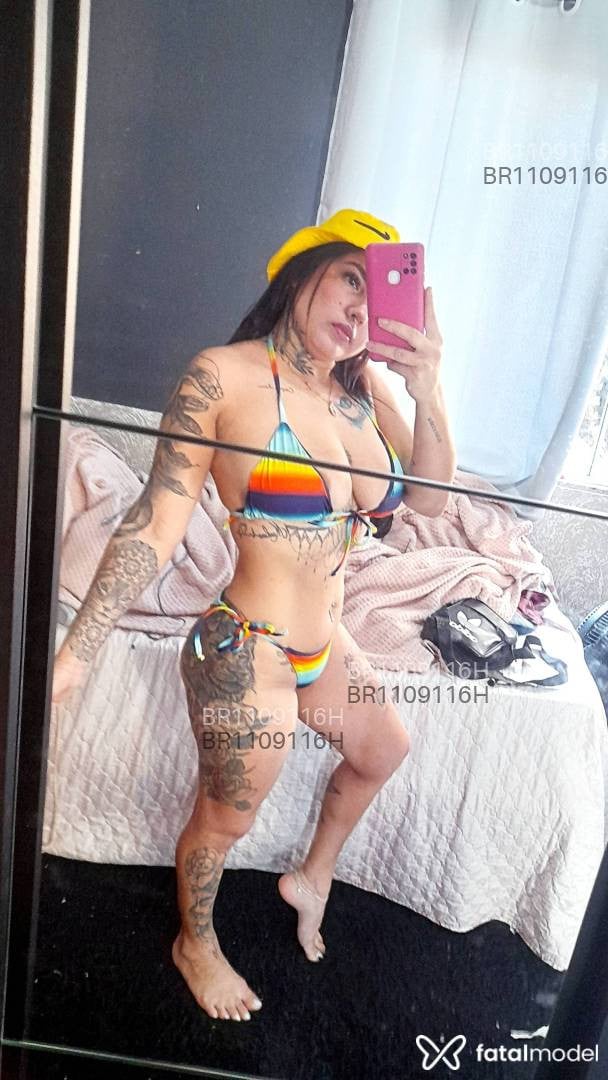 Acompanhante mulher morena (o) de olhos castanhos em Barra Velha Acompanhante mulher morena (o) de olhos castanhos em Barra Velha - MELISSA ZIMER