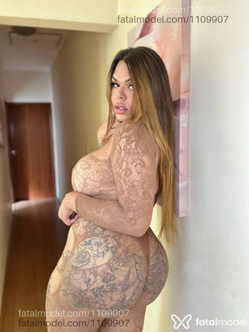 Acompanhante mulher trans morena (o) de olhos castanhos em Poços de Caldas - Rosa Maia
