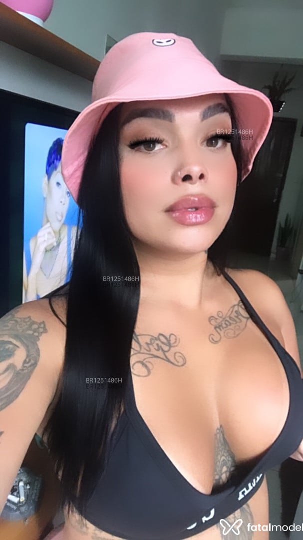 Acompanhante travesti morena (o) de olhos castanhos em Rio de Janeiro - Nathalia Alves
