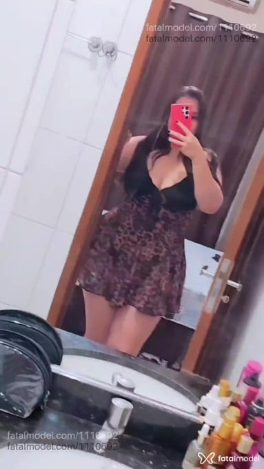 Acompanhante mulher com cabelo castanho de olhos mel em Chapadão do Sul - Paola Montenegro