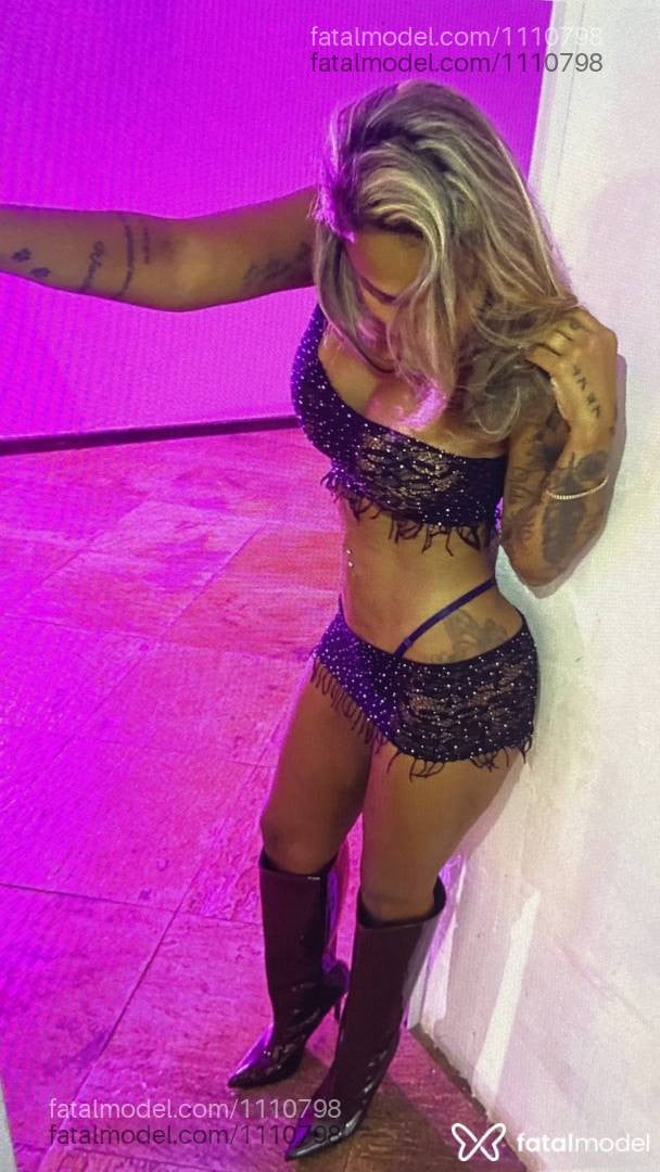 Acompanhante mulher com cabelo castanho de olhos castanhos - LUDY MORENA JAMBO