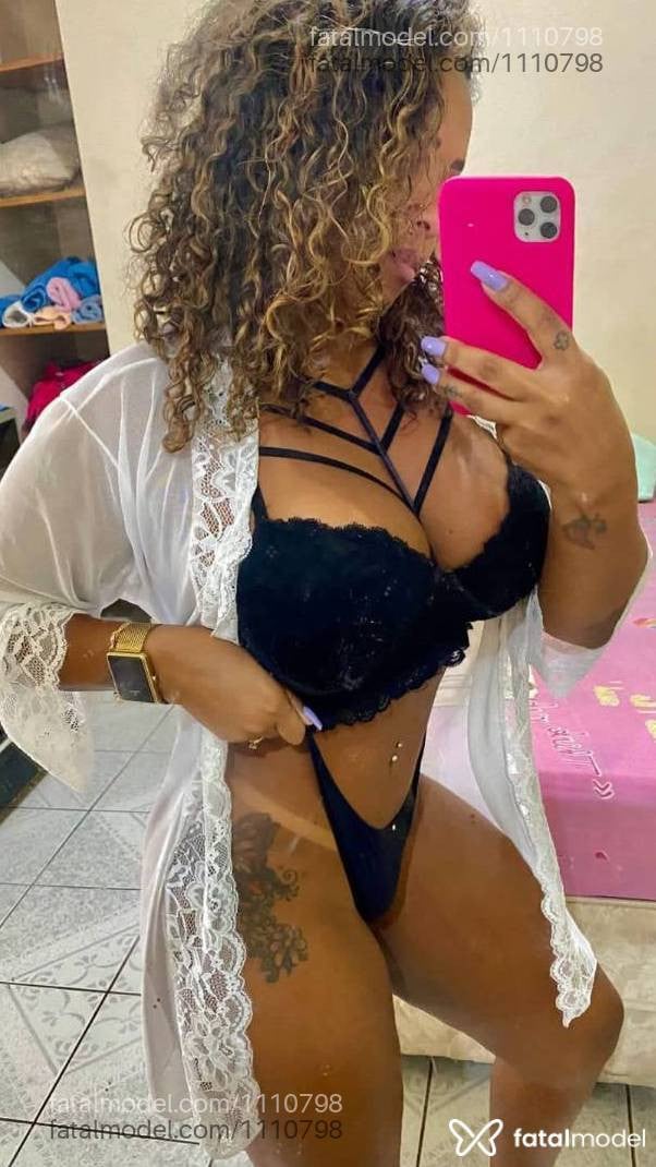 Acompanhante mulher com cabelo castanho de olhos castanhos em Colatina - LUDY MORENA JAMBO