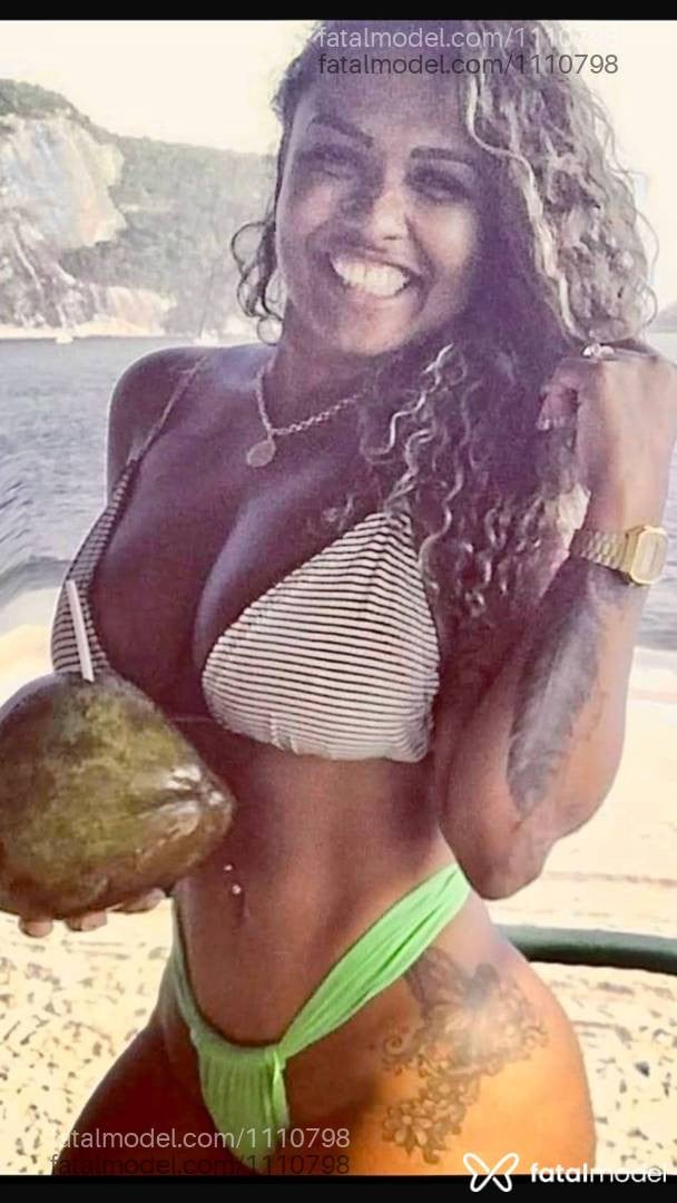 Acompanhante mulher com cabelo castanho de olhos castanhos em Colatina - LUDY MORENA JAMBO