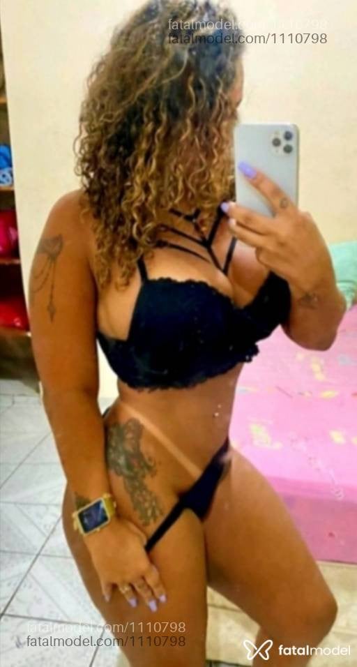 Acompanhante mulher com cabelo castanho de olhos castanhos - LUDY MORENA JAMBO