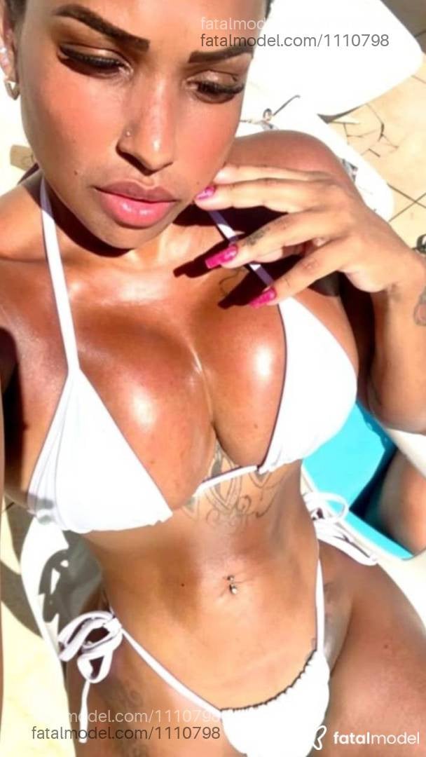 Acompanhante mulher com cabelo castanho de olhos castanhos - LUDY MORENA JAMBO