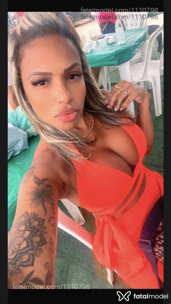 Acompanhante mulher com cabelo castanho de olhos castanhos - LUDY MORENA JAMBO