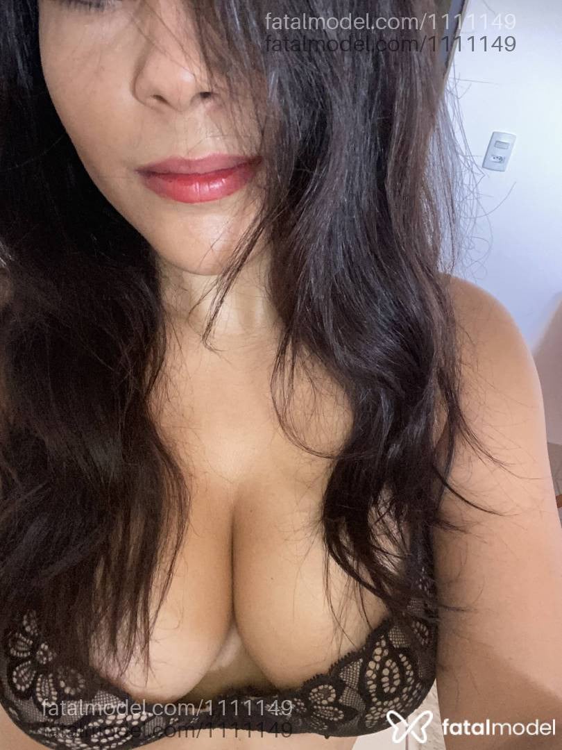 Acompanhante mulher morena (o) de olhos castanhos em Goiânia - Nayanne Sanz