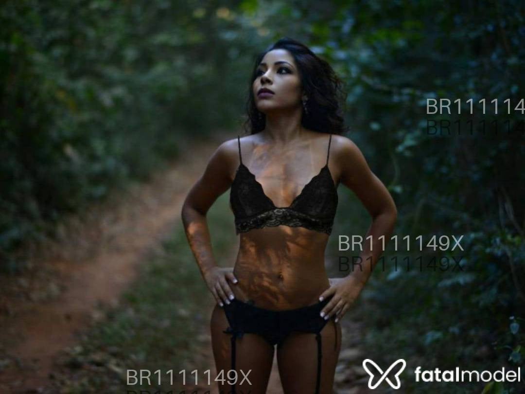 Acompanhante mulher morena (o) de olhos castanhos em Goiânia - Nayanne Sanz