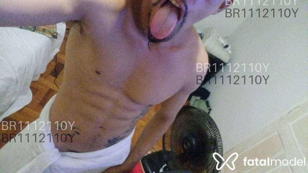 Acompanhante homem morena (o) de olhos castanhos em Vitória Acompanhante homem morena (o) de olhos castanhos em Vitória - Astro