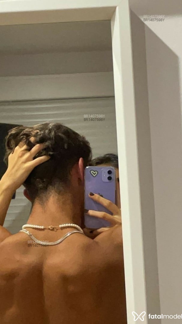 Acompanhante homem com cabelo castanho de olhos castanhos em Araçatuba - Gustavo Barros