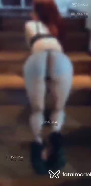 Acompanhante mulher ruiva (o) de olhos castanhos em Panambi Acompanhante mulher ruiva (o) de olhos castanhos em Panambi - Laura