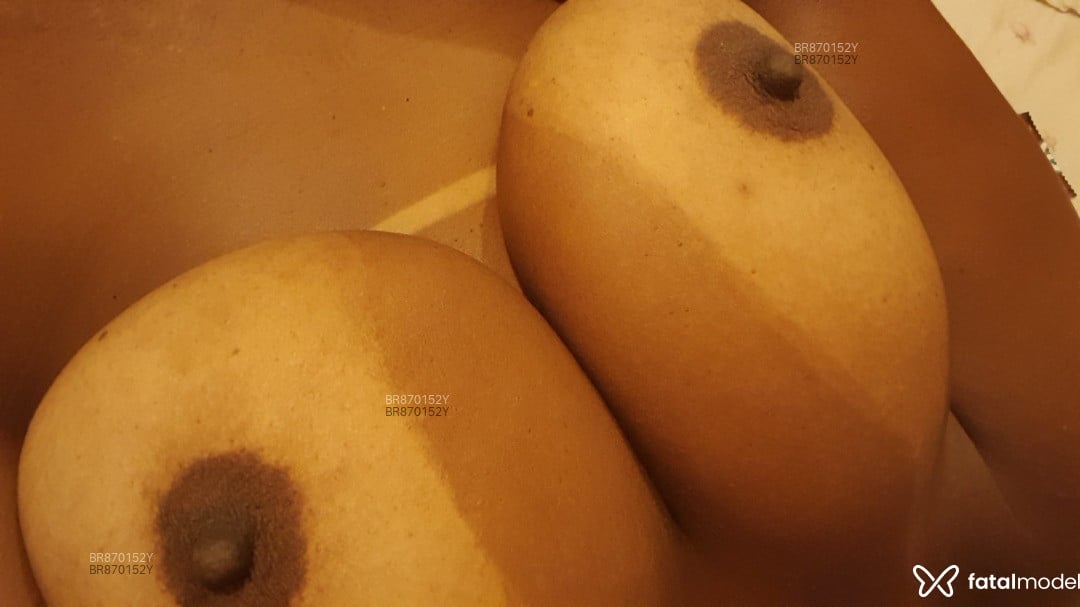 Acompanhante mulher com cabelo castanho de olhos castanhos em Macapá Acompanhante mulher com cabelo castanho de olhos castanhos em Macapá - Julia taradinha