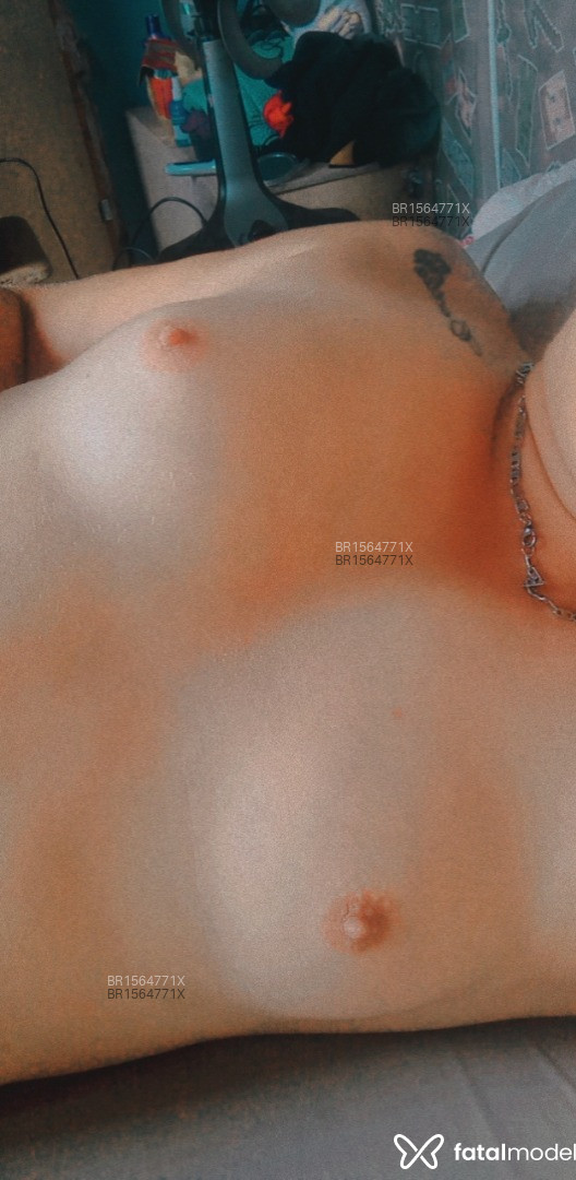 Acompanhante homem morena (o) de olhos castanhos - beybe Acompanhante homem morena (o) de olhos castanhos - beybe