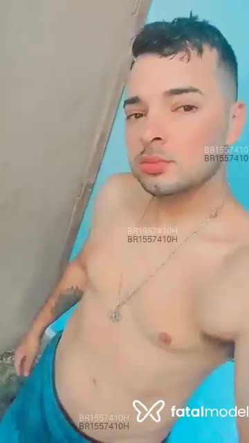 Acompanhante homem morena (o) de olhos castanhos em Porto Alegre - Douglas